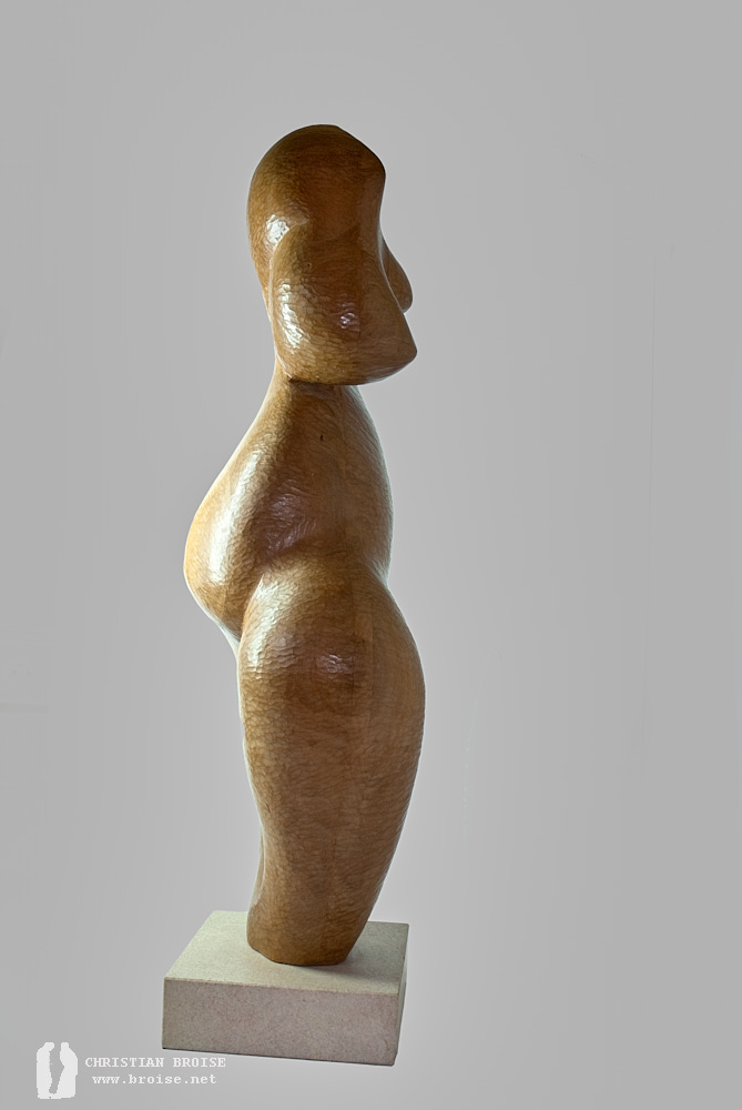 Figure debout 4 (Bois de poirier) de Christian Broise